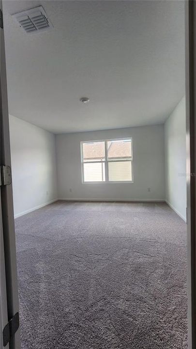 For Rent: $1,875 (3 beds, 2 baths, 1386 Square Feet)