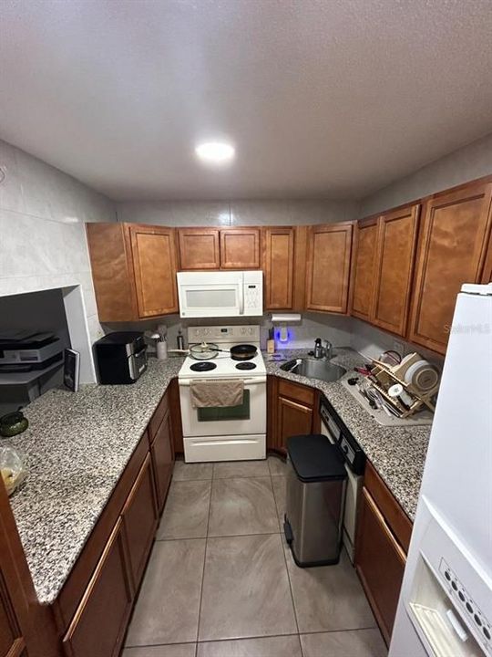 For Rent: $1,720 (2 beds, 2 baths, 1111 Square Feet)