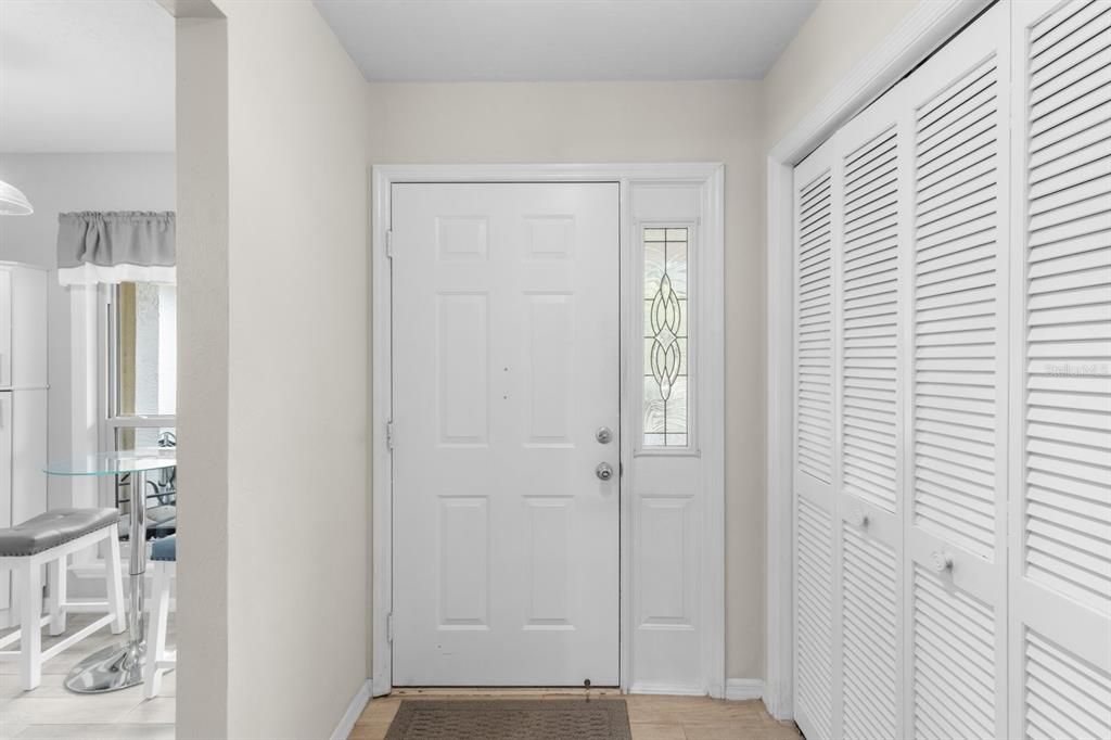 Foyer w/ Double BiFold Coat/Storage Closet