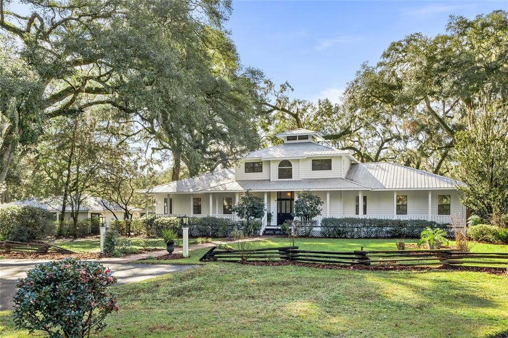 Recently Sold: $1,200,000 (4 beds, 3 baths, 4489 Square Feet)