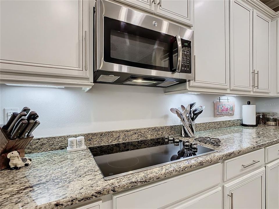 GRANITE COUNTERS