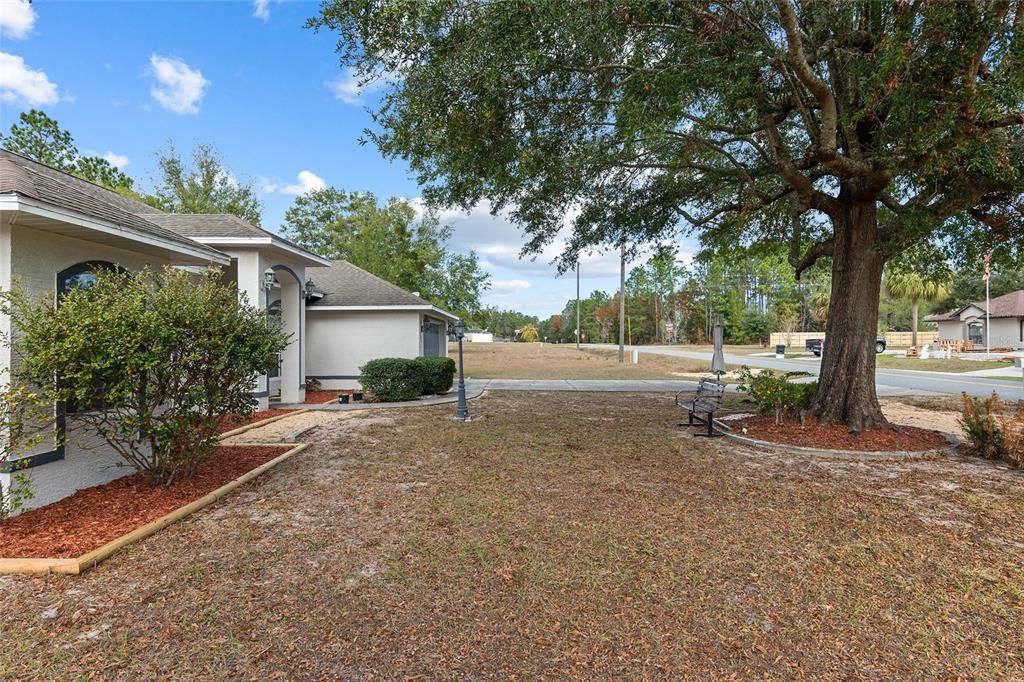 For Sale: $389,000 (3 beds, 2 baths, 2101 Square Feet)