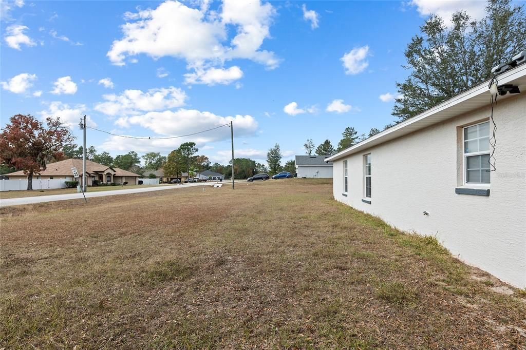 For Sale: $389,000 (3 beds, 2 baths, 2101 Square Feet)