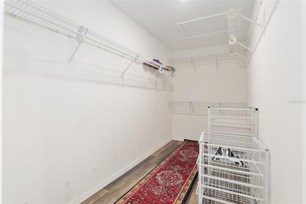 For Sale: $389,000 (3 beds, 2 baths, 2101 Square Feet)