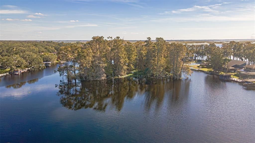 待售: $739,900 (4 贝兹, 3 浴室, 2528 平方英尺)