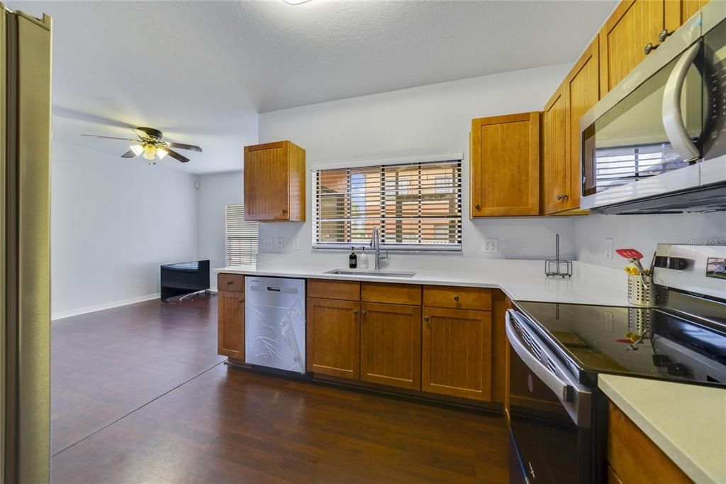 For Sale: $309,900 (3 beds, 2 baths, 1832 Square Feet)