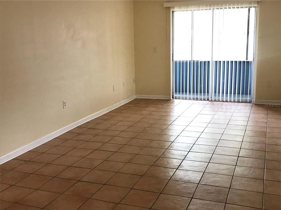 For Rent: $1,595 (2 beds, 2 baths, 962 Square Feet)