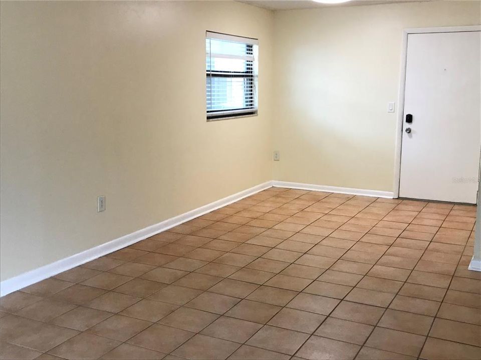 For Rent: $1,595 (2 beds, 2 baths, 962 Square Feet)