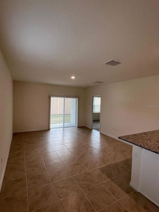 For Rent: $2,190 (3 beds, 2 baths, 1504 Square Feet)