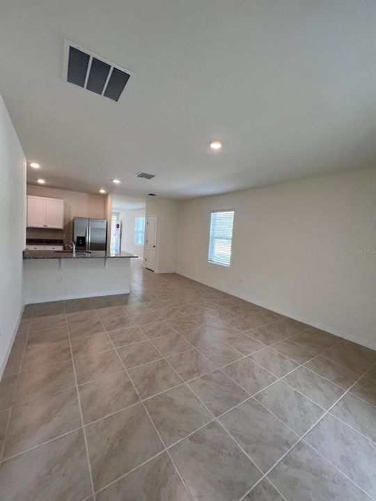 For Rent: $2,190 (3 beds, 2 baths, 1504 Square Feet)