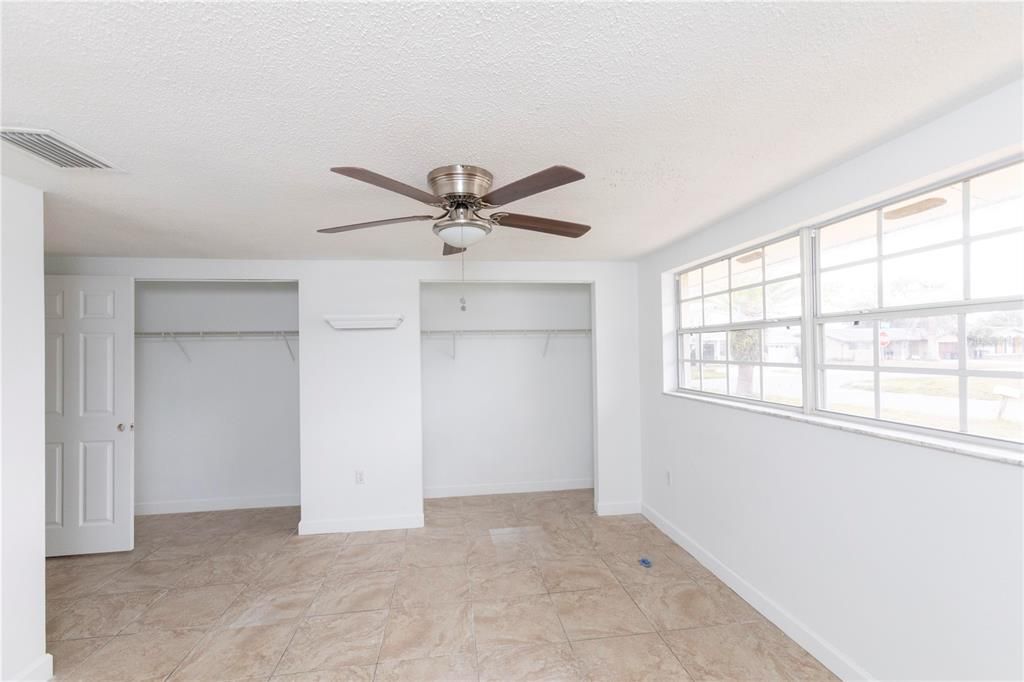 For Sale: $249,900 (3 beds, 2 baths, 1532 Square Feet)