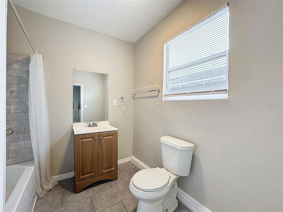 Bathroom Unit 2