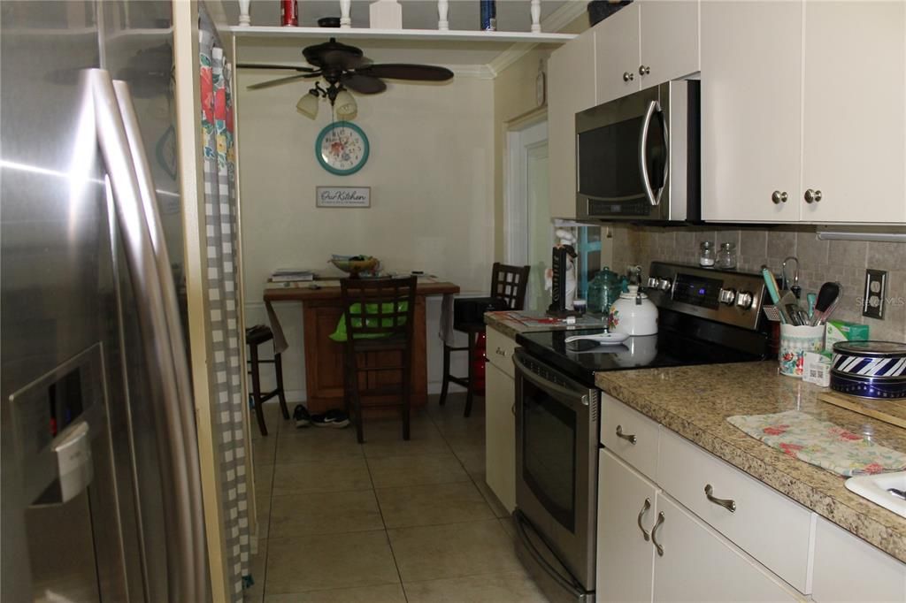 En Venta: $269,000 (3 camas, 2 baños, 1032 Pies cuadrados)