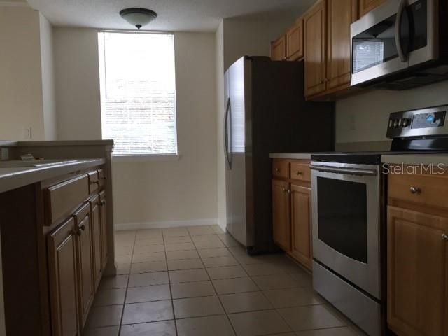 For Rent: $1,895 (2 beds, 2 baths, 1219 Square Feet)