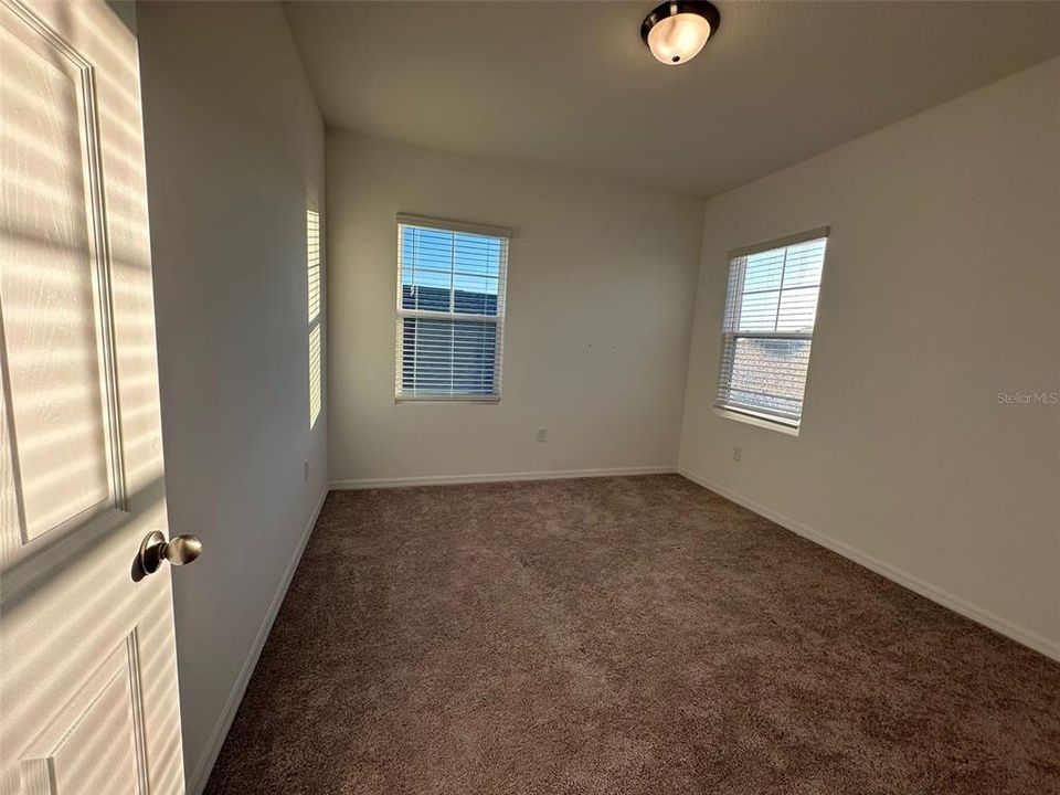 For Rent: $2,600 (4 beds, 2 baths, 2082 Square Feet)