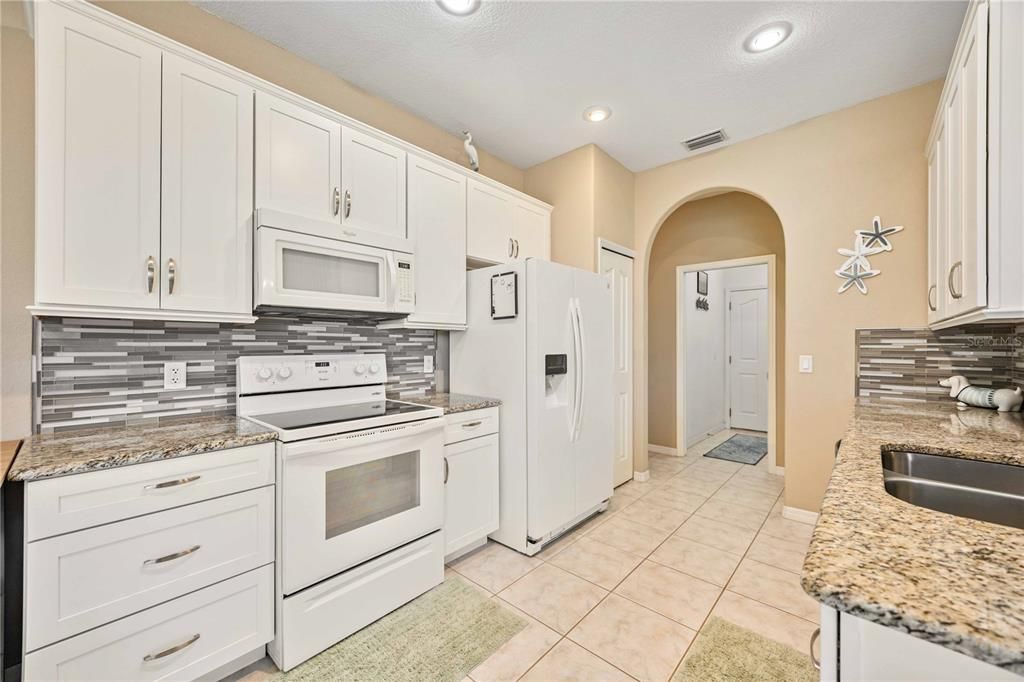 For Sale: $364,000 (3 beds, 2 baths, 1506 Square Feet)