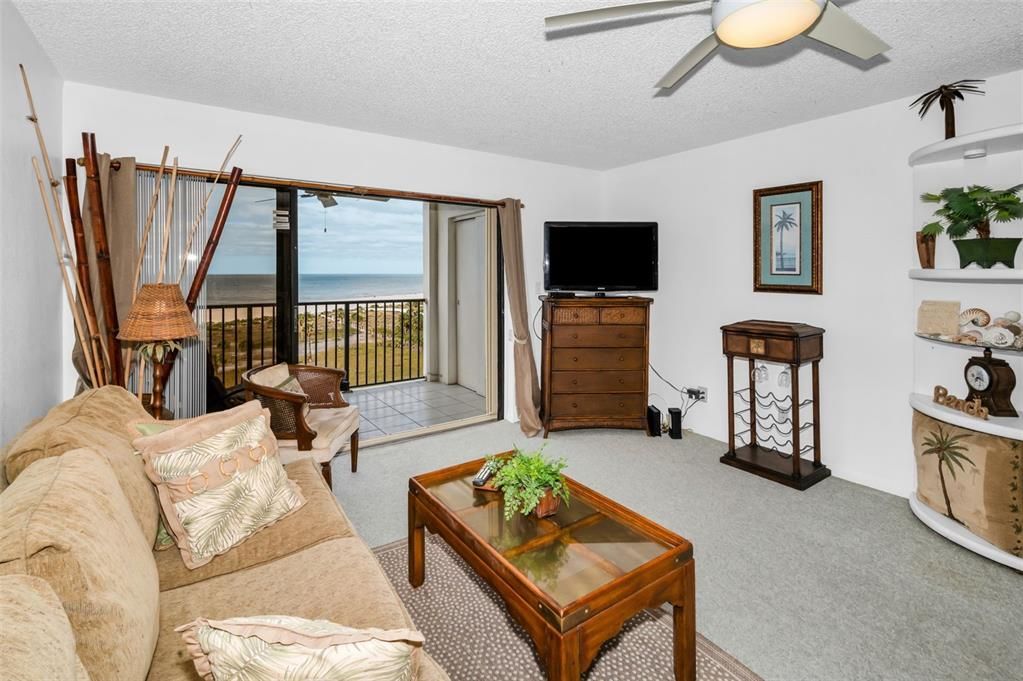 Light & Bright Great Room Featuring Terrace with Direct Gulf View Panorama!