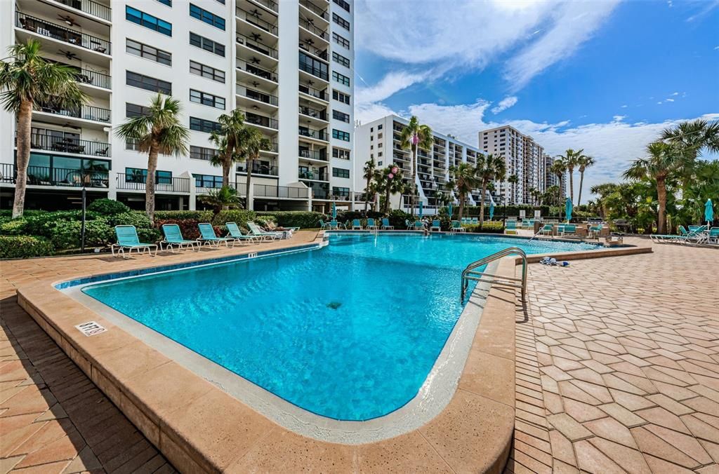 Gulf Front Heated Pool & Hot Tub.