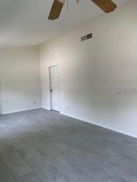 For Rent: $1,795 (3 beds, 2 baths, 1079 Square Feet)