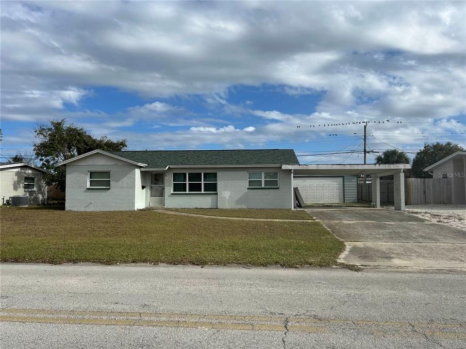 For Sale: $240,000 (3 beds, 2 baths, 1128 Square Feet)