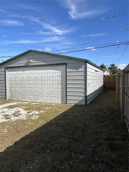 For Sale: $240,000 (3 beds, 2 baths, 1128 Square Feet)