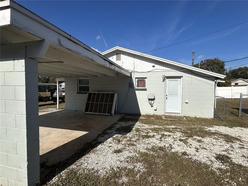 For Sale: $240,000 (3 beds, 2 baths, 1128 Square Feet)