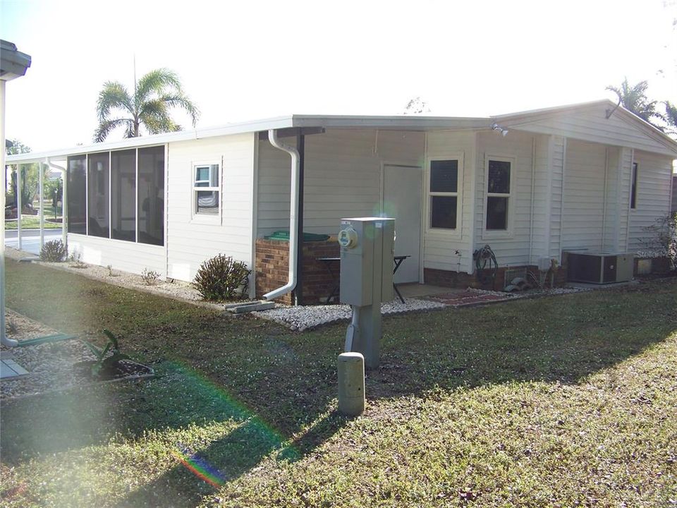 For Sale: $224,900 (2 beds, 2 baths, 1508 Square Feet)