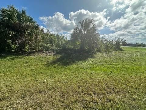 For Sale: $32,900 (0.18 acres)