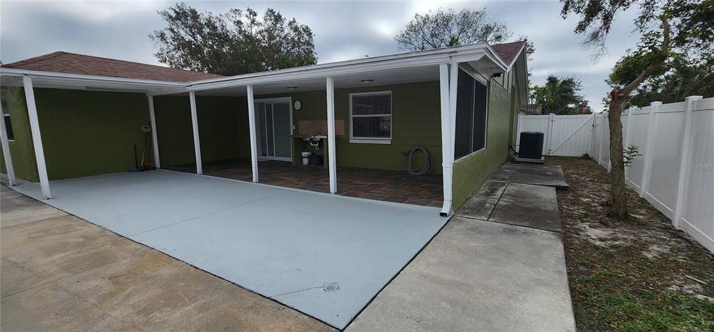 For Rent: $2,500 (3 beds, 2 baths, 1400 Square Feet)