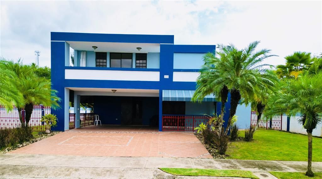 Недавно продано: $359,900 (4 спален, 3 ванн, 2253 Квадратных фут)