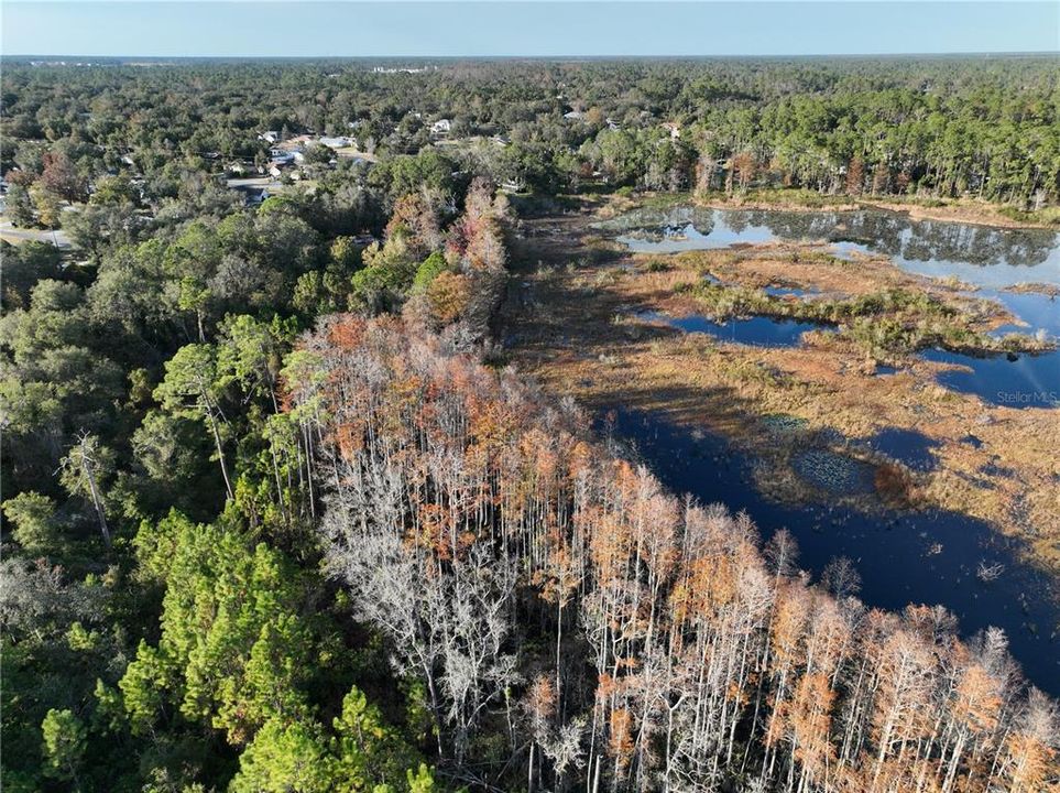 На продажу: $37,500 (0.65 acres)