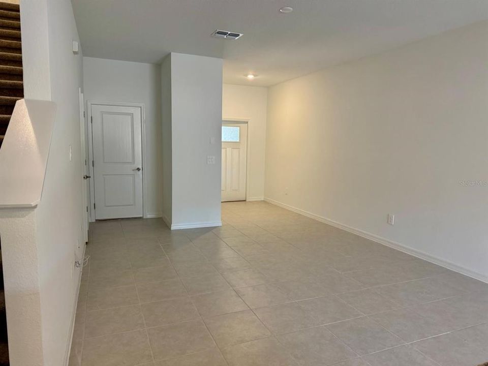 For Rent: $1,950 (3 beds, 2 baths, 1634 Square Feet)