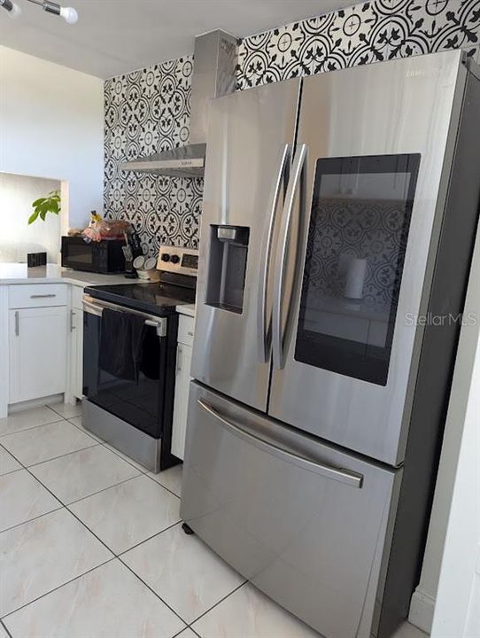 For Sale: $350,000 (3 beds, 2 baths, 1223 Square Feet)