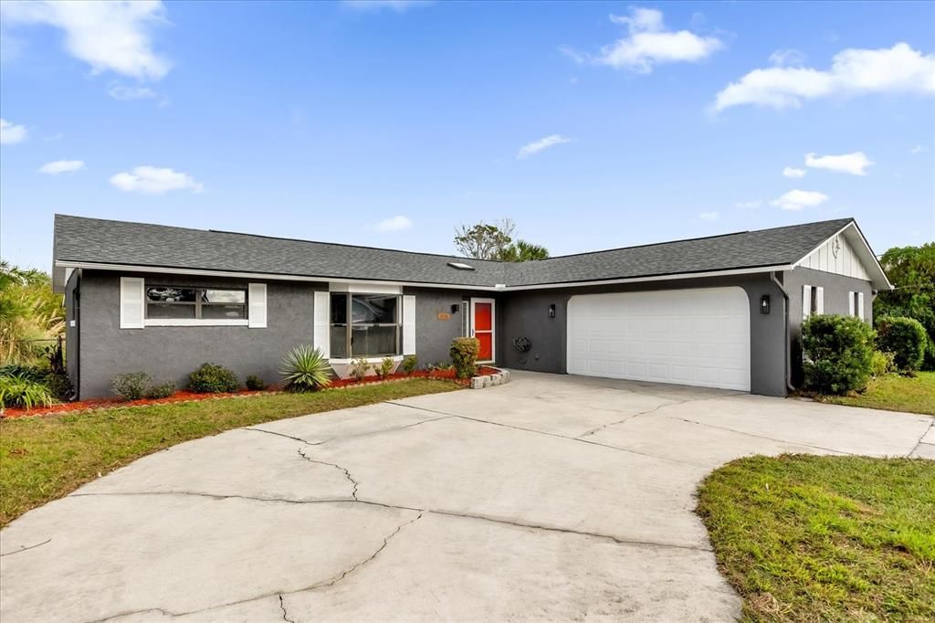 For Sale: $374,900 (3 beds, 2 baths, 1512 Square Feet)