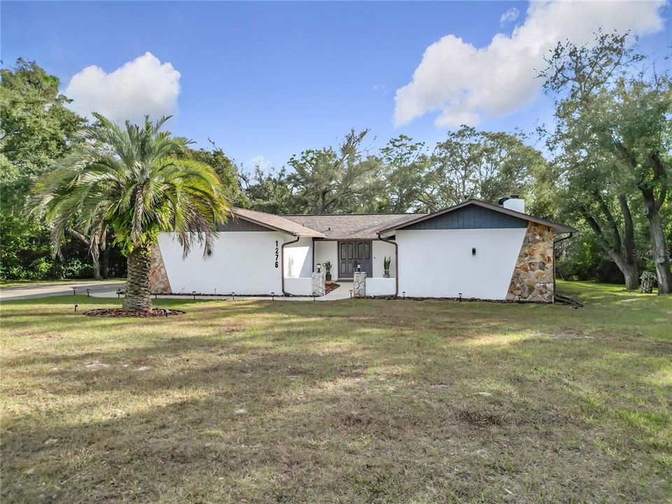 For Sale: $429,900 (3 beds, 2 baths, 2070 Square Feet)