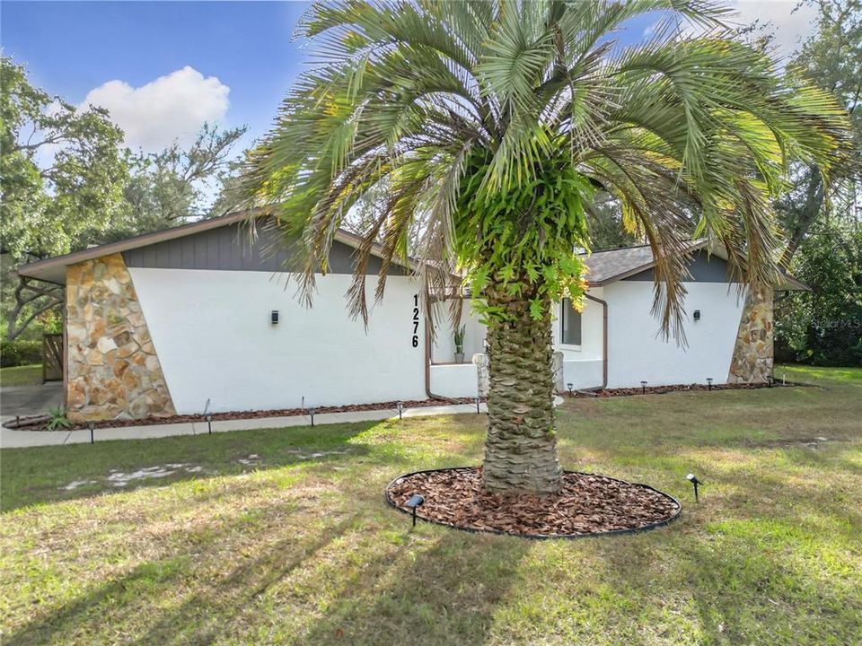 For Sale: $429,900 (3 beds, 2 baths, 2070 Square Feet)