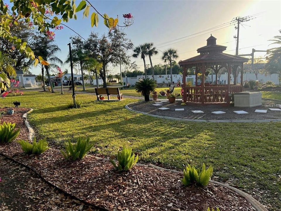 Activo con contrato: $22,000 (0.05 acres)