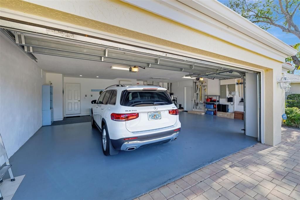 3 Car Garage