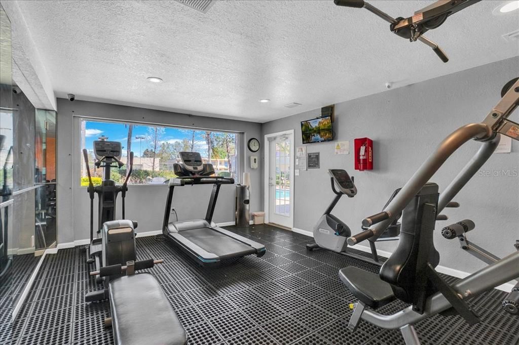 На продажу: $167,900 (2 спален, 2 ванн, 918 Квадратных фут)