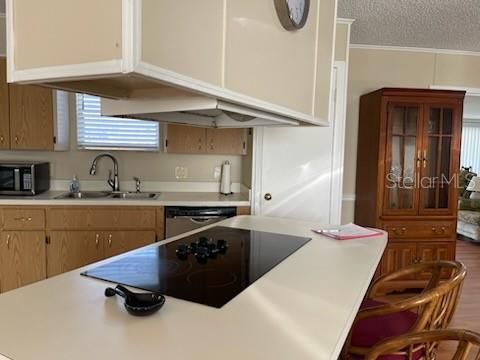 For Sale: $199,000 (3 beds, 2 baths, 1282 Square Feet)