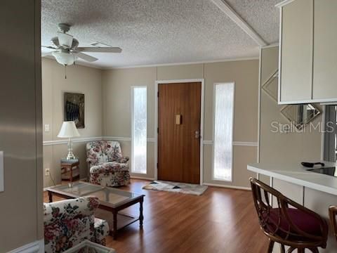 For Sale: $199,000 (3 beds, 2 baths, 1282 Square Feet)