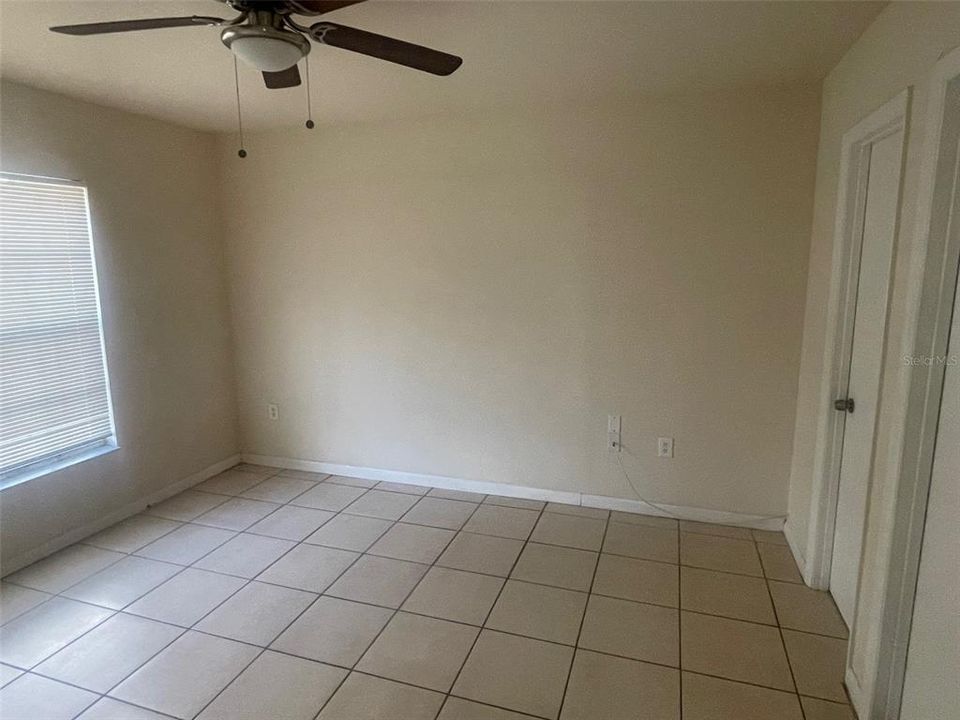 For Rent: $2,095 (3 beds, 2 baths, 1572 Square Feet)