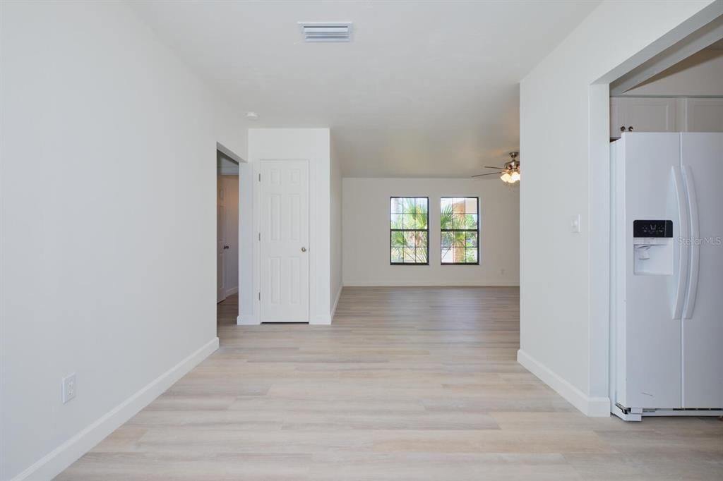 For Sale: $339,000 (3 beds, 2 baths, 1651 Square Feet)