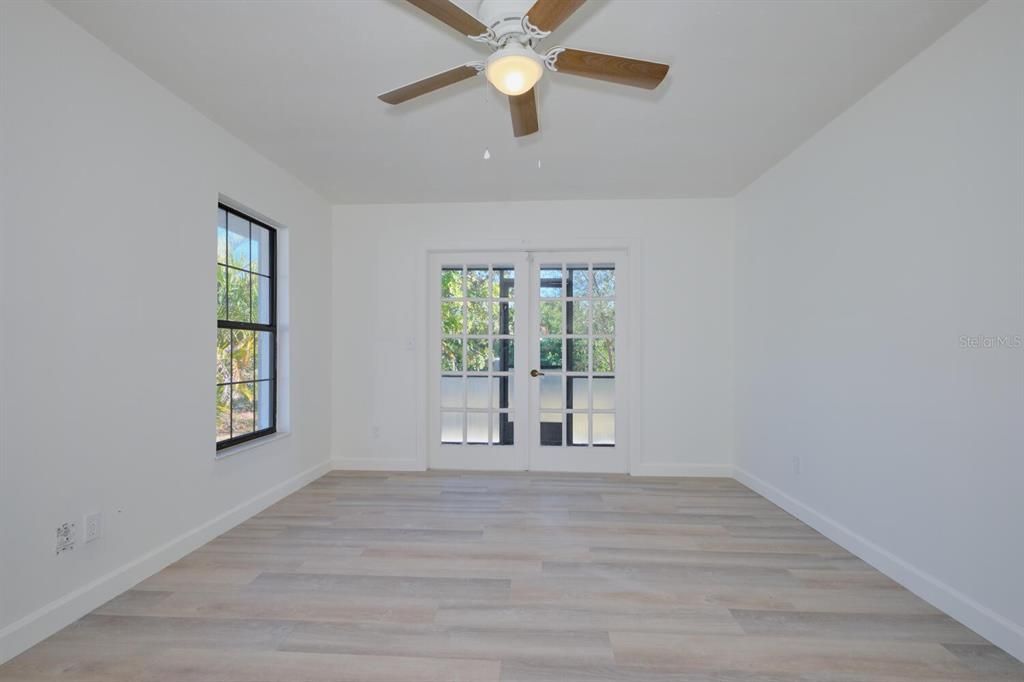 For Sale: $339,000 (3 beds, 2 baths, 1651 Square Feet)