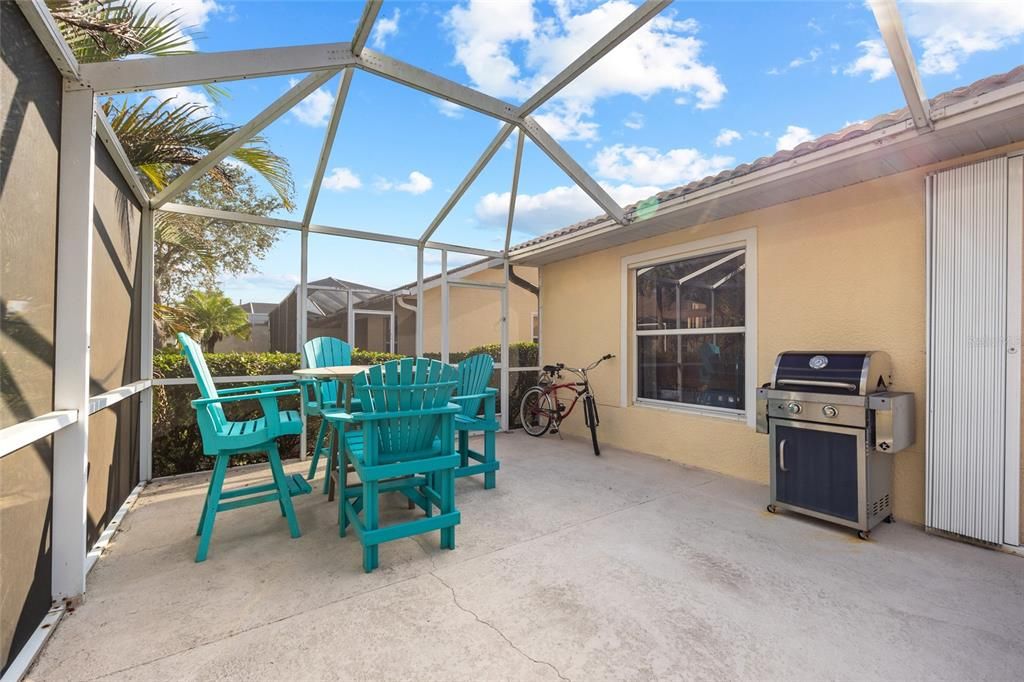 For Sale: $297,500 (2 beds, 2 baths, 1451 Square Feet)