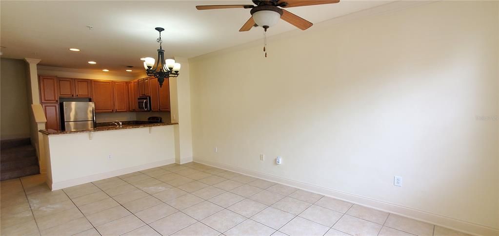 For Rent: $1,975 (3 beds, 2 baths, 1420 Square Feet)