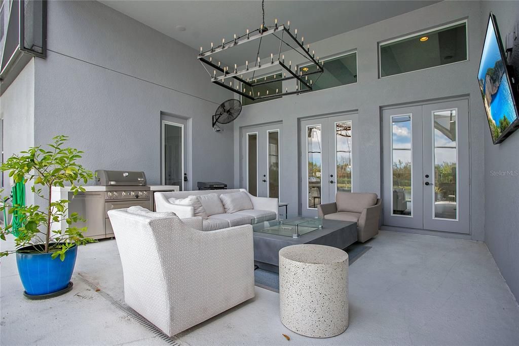 En Venta: $1,049,000 (4 camas, 3 baños, 4066 Pies cuadrados)