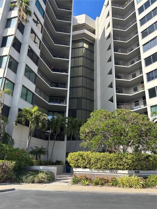 Vendido Recientemente: $1,050,000 (2 camas, 2 baños, 1880 Pies cuadrados)