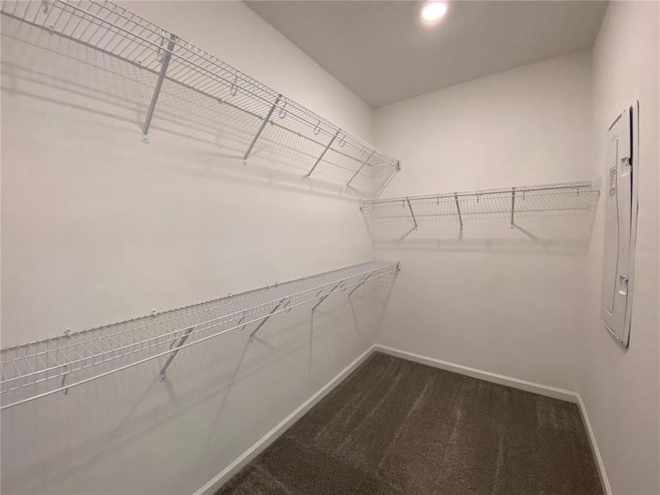 En Renta: $2,395 (3 camas, 2 baños, 1671 Pies cuadrados)