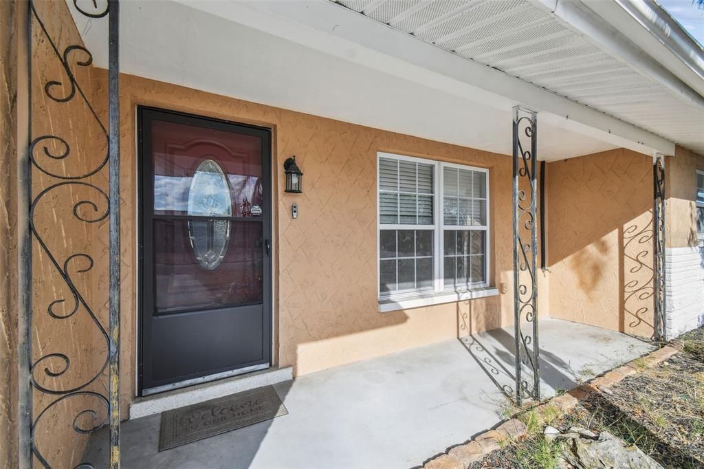 For Sale: $255,000 (2 beds, 2 baths, 1087 Square Feet)